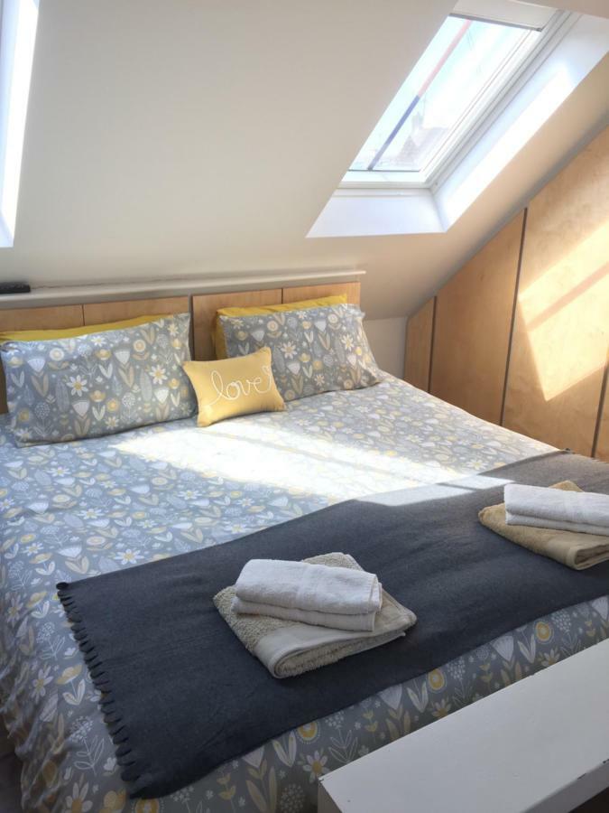 Stans Place Self Catering Cottage 马姆斯伯里 外观 照片